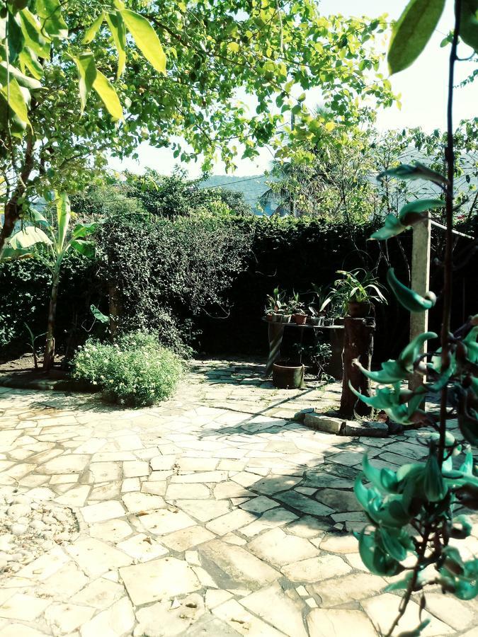Lindas Suites A Uma Quadra Da Praia E Centro Ubatuba Buitenkant foto